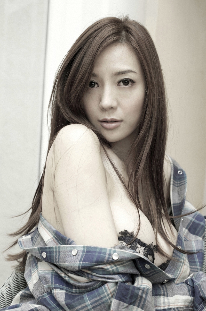 周韦彤最新素颜写真Extra EX09 Cica